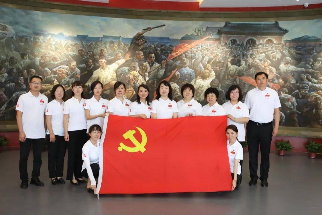 救援毕业女孩