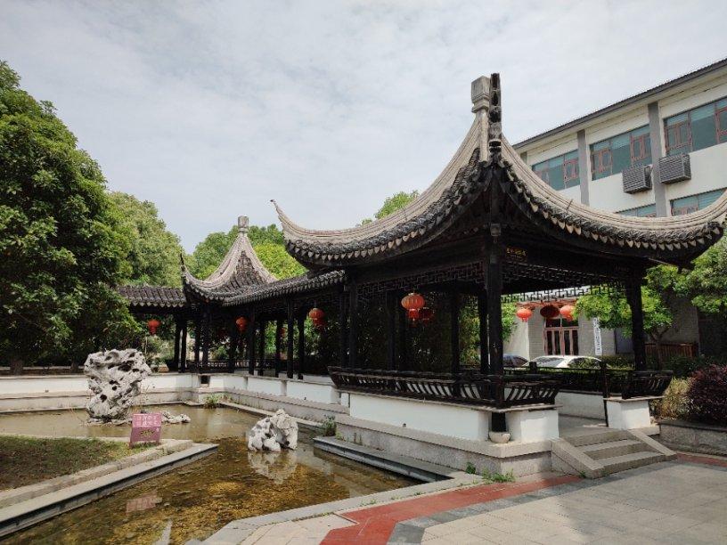 蒙元统治者重用儒士,巧用吏臣,建立以实用主义为主的儒吏制度